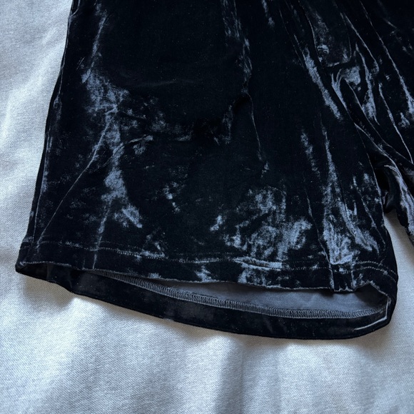 BALENCIAGA Unisex Velvet Shorts NWT - Picture 4 of 8